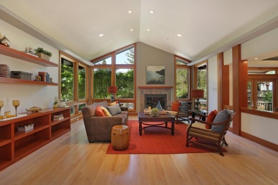 25 Manor Road Kentfield Property for Sale offered by Peter and Karin Narodny with Frank Howard Allen