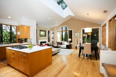 41 Renz Road in Mill Valley New Listing offered by Peter and Karin Narodny with Frank Howard Allen